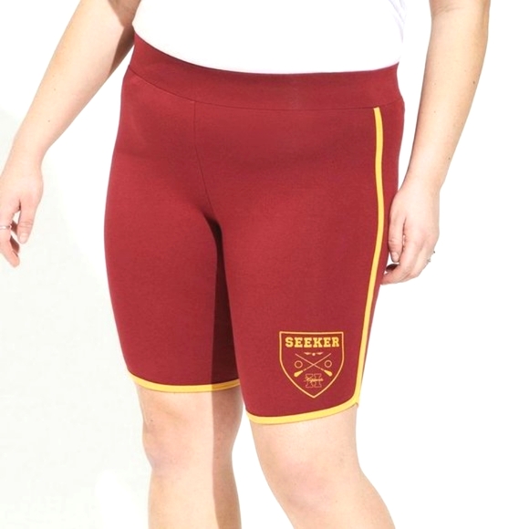 ❤️NWT VINTAGE TORRID HARRY POTTER BIKE SHORTS - HOGWARTS GRYFFINDOR - PLUS SIZE - Picture 1 of 15